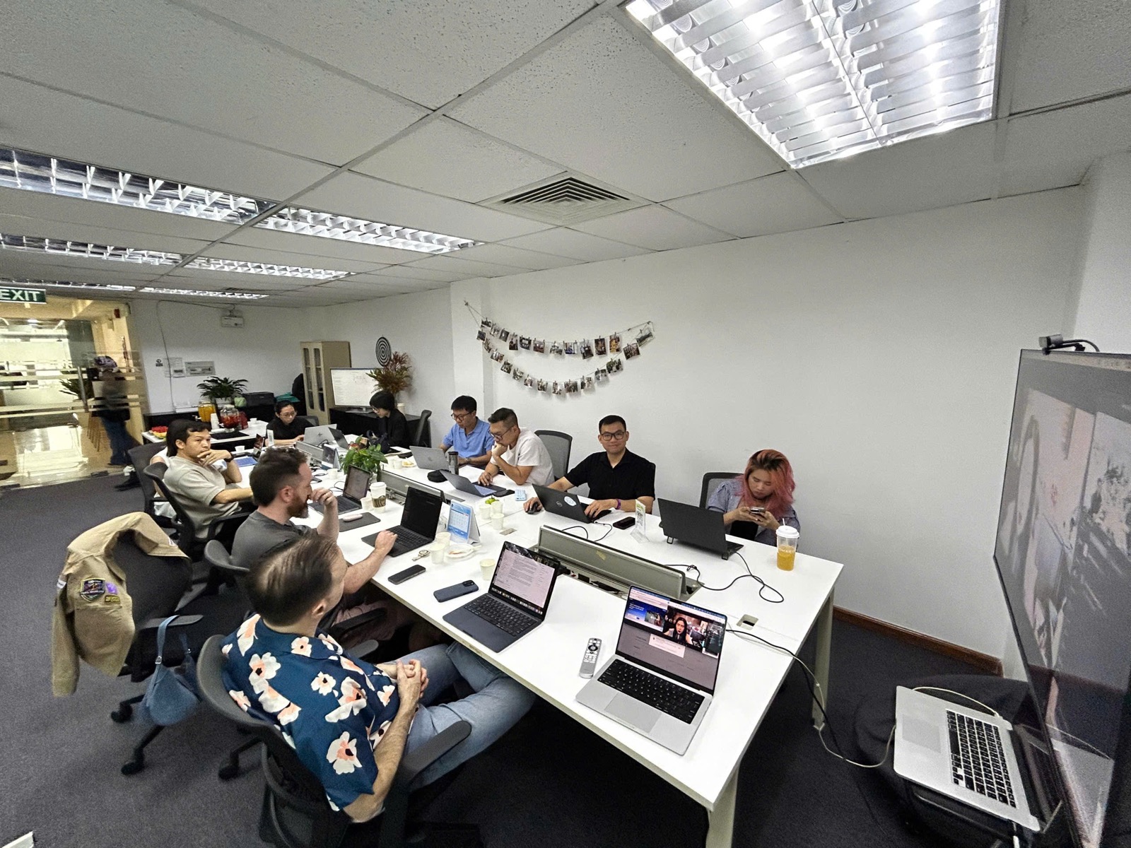 EO Vietnam members gathered at CoderPush for the AI agent build session