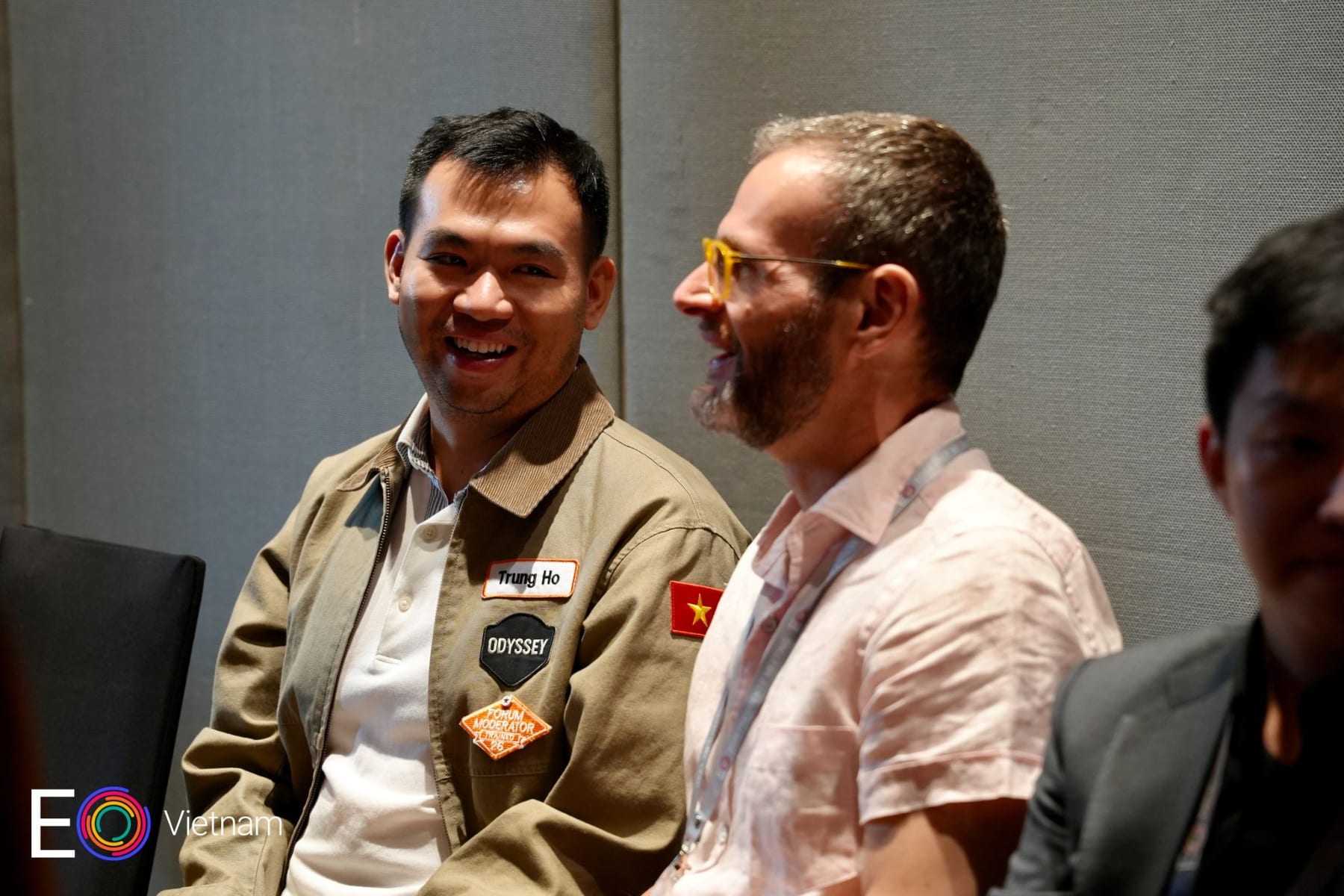 Attendees building rapport